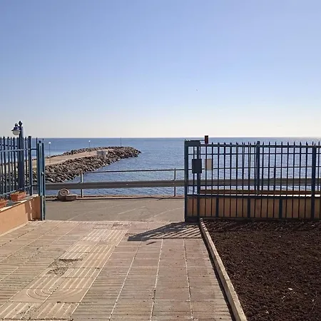 Panorama-chantall-apartment Sea View Apartment