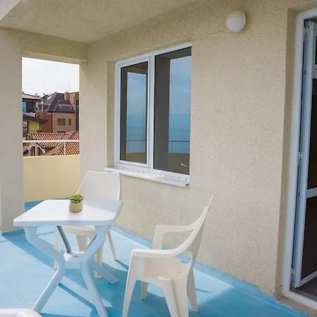 Panorama-chantall-apartment Sea View